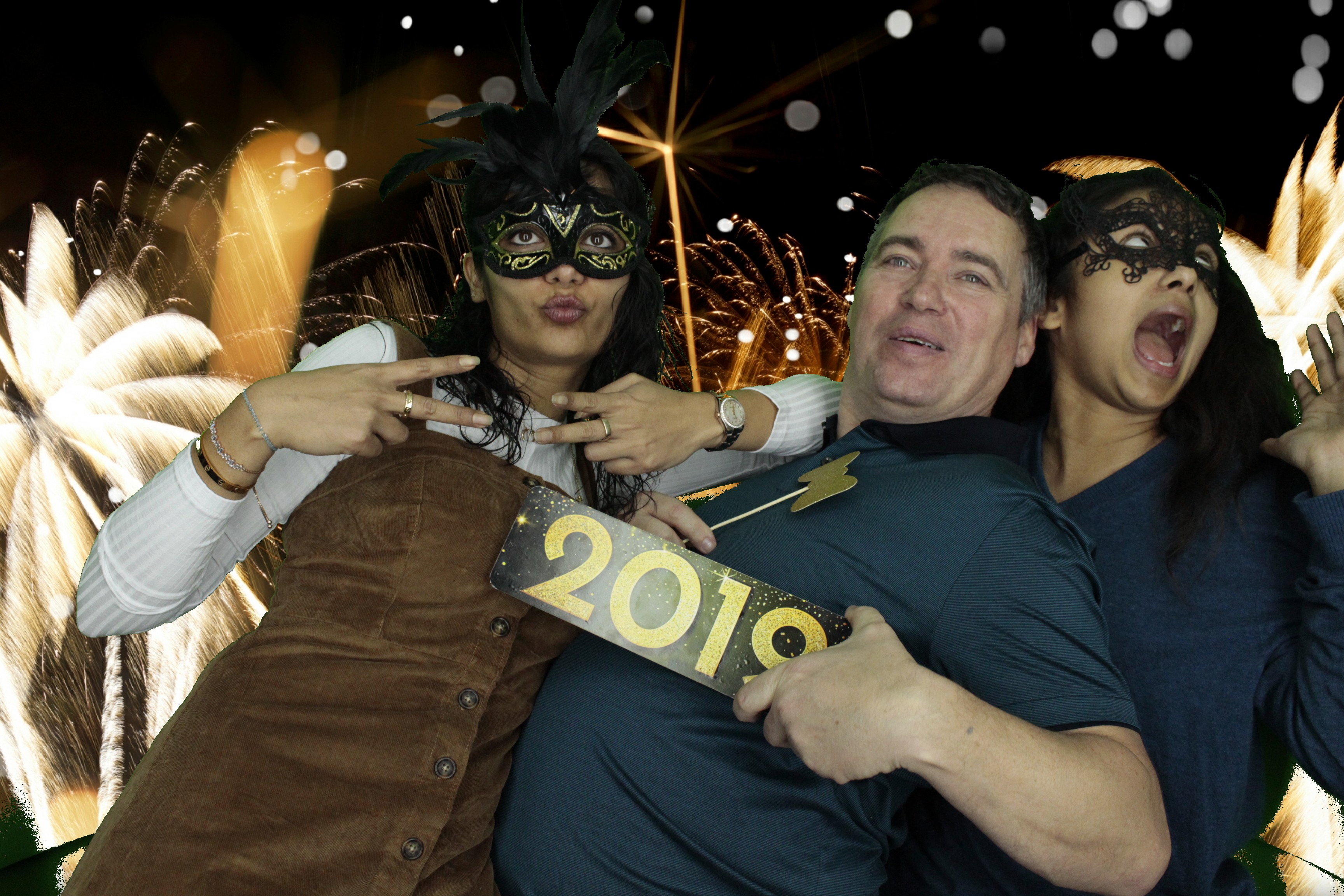 New Years Eve Party Silvermere | View more photos from the event at gallery.myphotoboothexperience.co.uk/u/MyPhotoBoothExperienceLtd/New-Years-Eve-Party-Silvermere